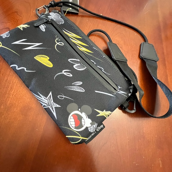 NEW Adidas x Disney Mickey Crossbody Zip Purse Bag Limited Edition Black 9x6”x1” - Picture 6 of 17